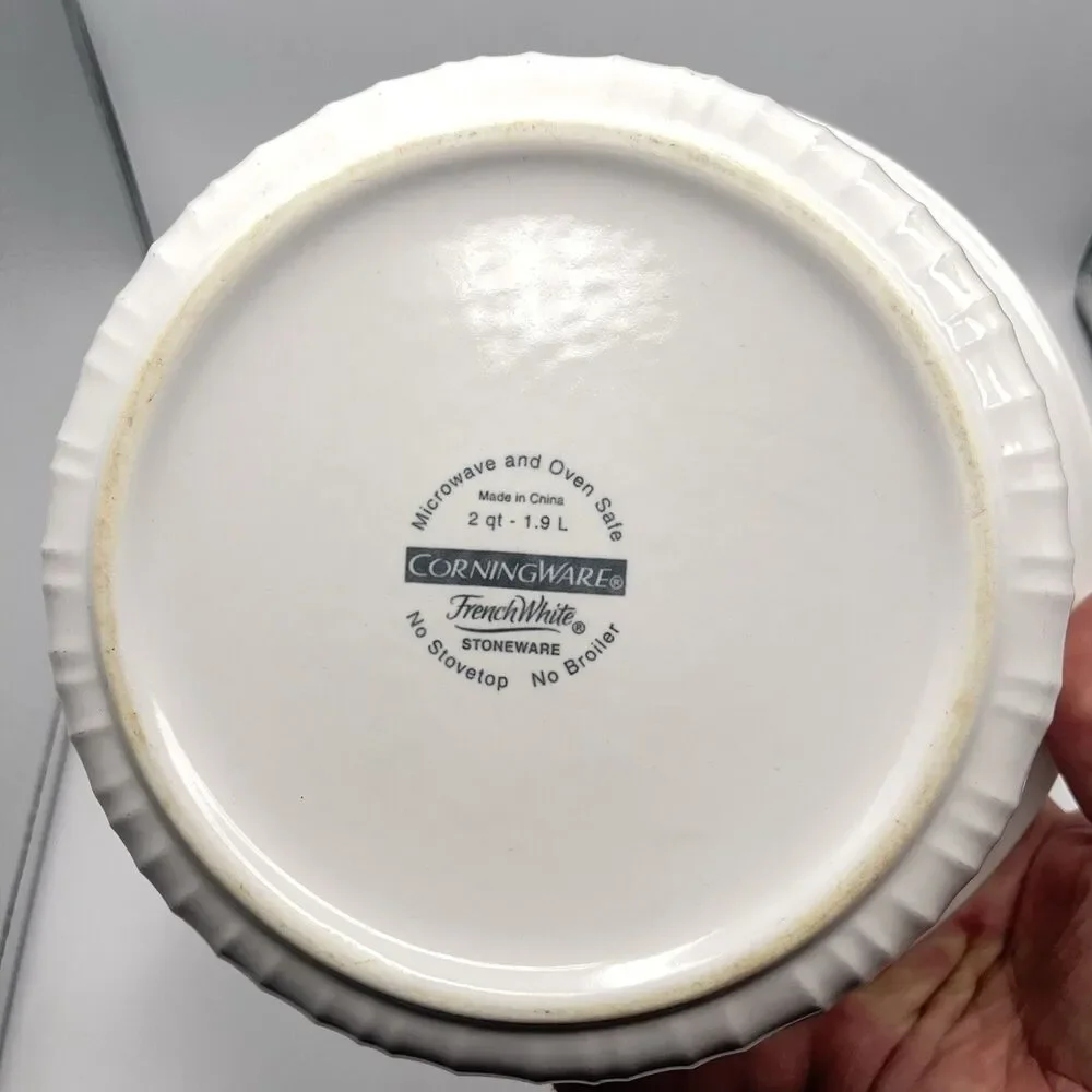 Corning Ware French White 2 Qt -1.9 L Round Casserole Baking Dish NO LID